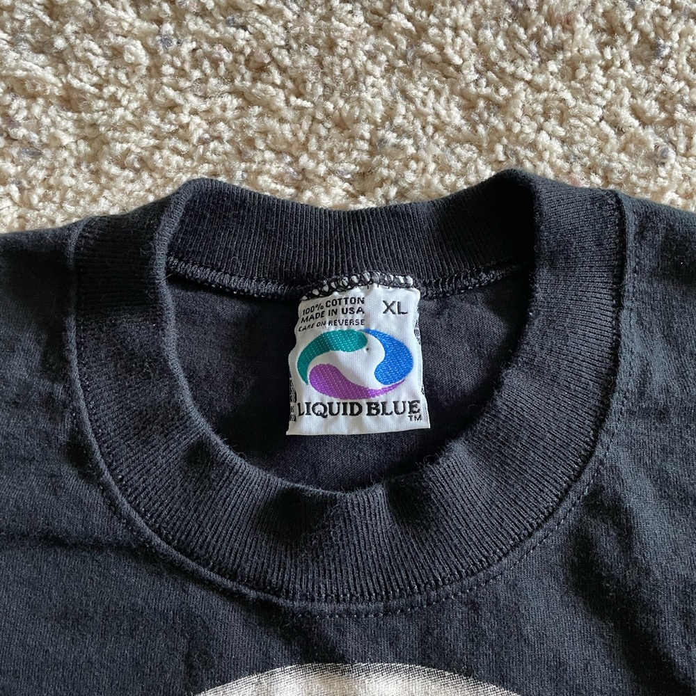 Liquid Blue Vintage 1997 Alien T-Shirt - Picture 5 of 10